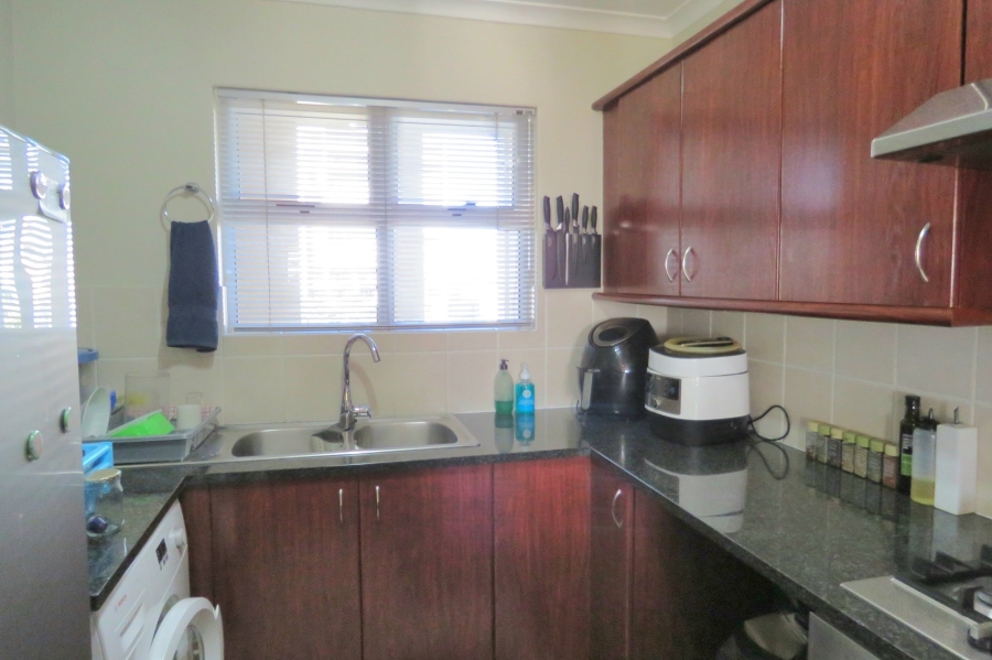 To Let 2 Bedroom Property for Rent in Century City Western Cape
